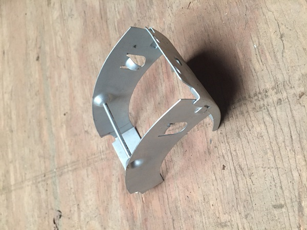 55-56 Ashtray Retainer
